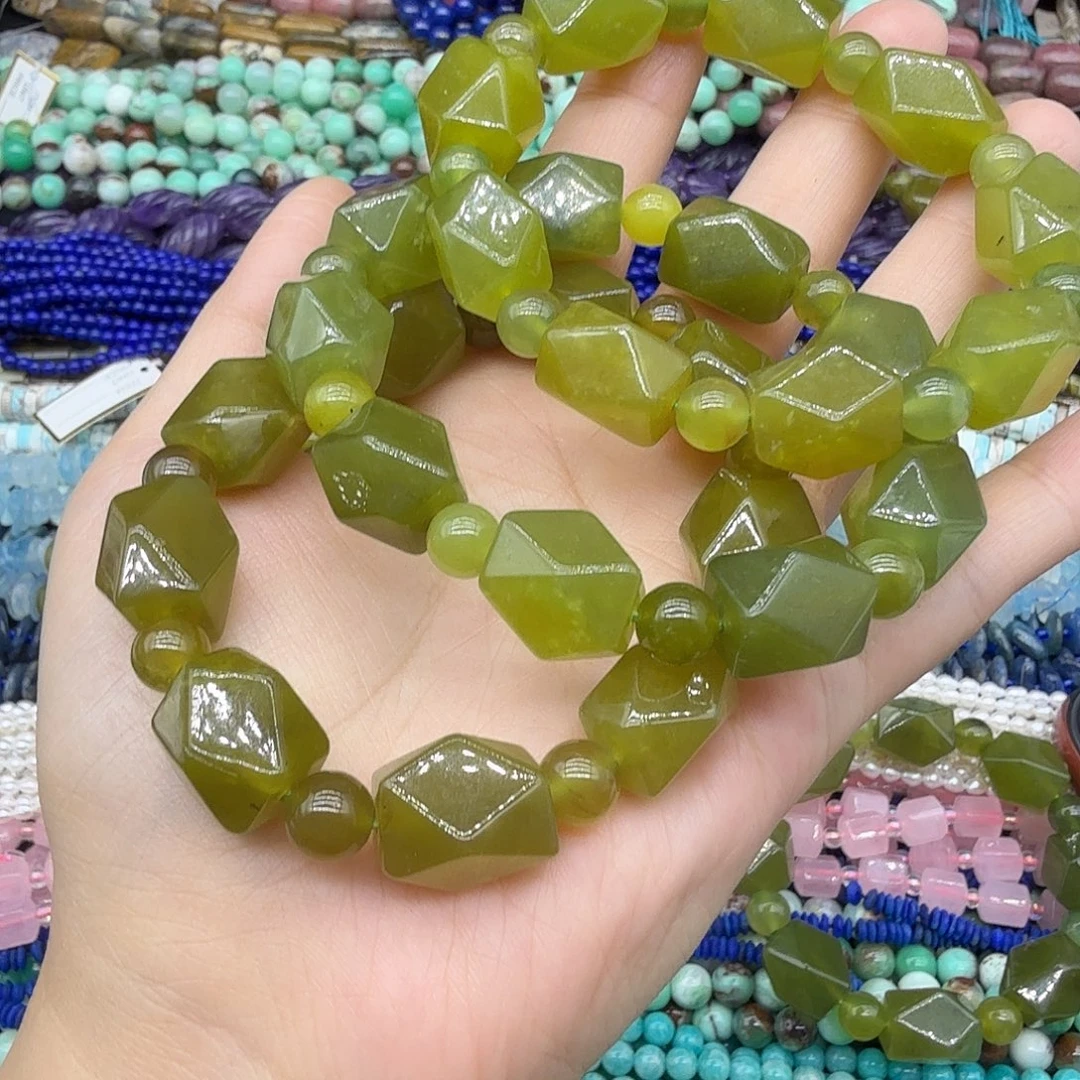 水晶未镶嵌珠宝半成品岫裕八棱柱手链一条
