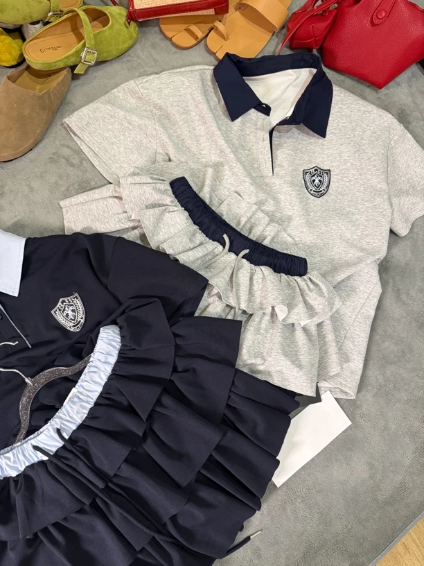 康琴服装学院风套装