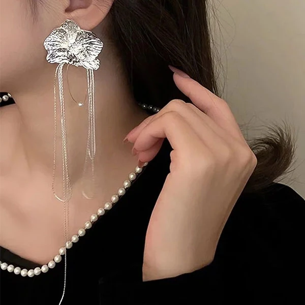 合金耳饰 小众冷淡风轻奢女款耳环法式耳挂女设计感饰品小众首饰