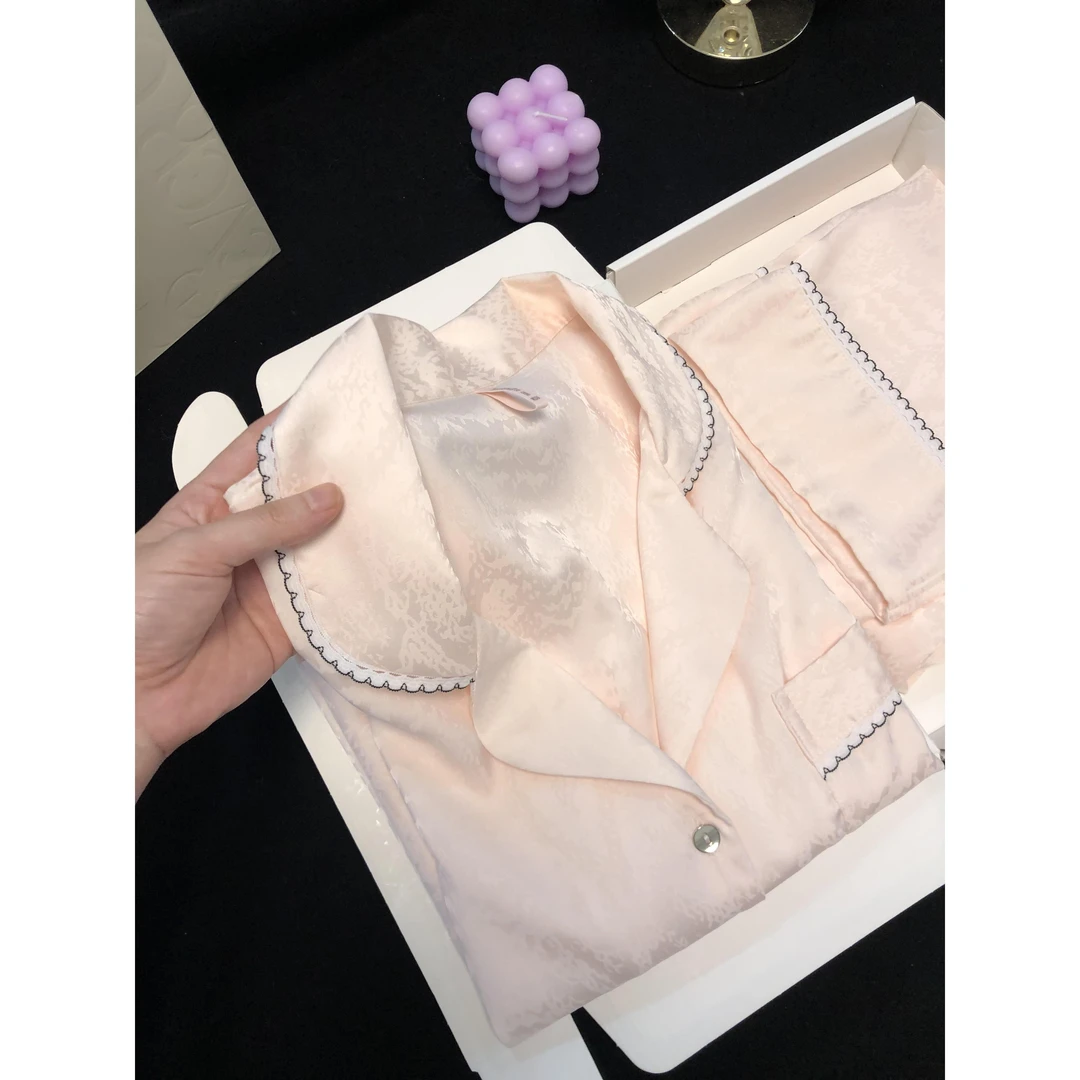 法式轻奢提花薄款冰丝睡衣女秋冬季新款缎面长袖长裤居服外穿