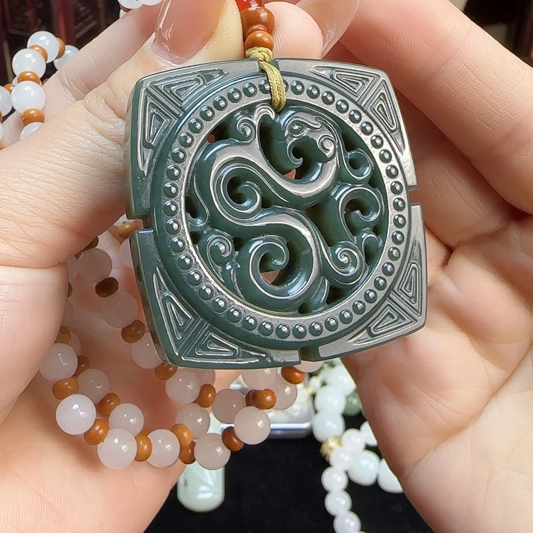 和田玉未镶嵌颈饰定制发货