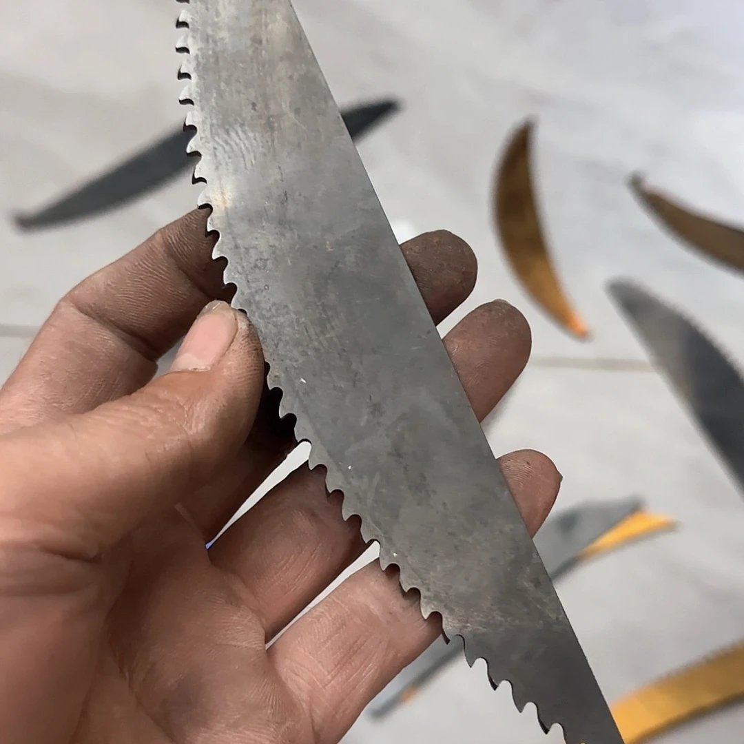 冣***乂金属处理材料户外刀