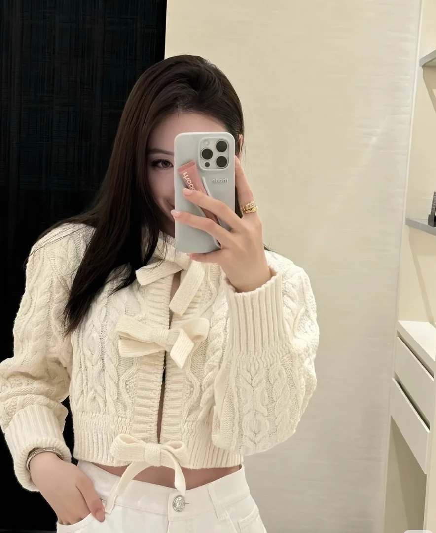 SANSIS 推荐！ 百搭蝴蝶结镂空短款开衫