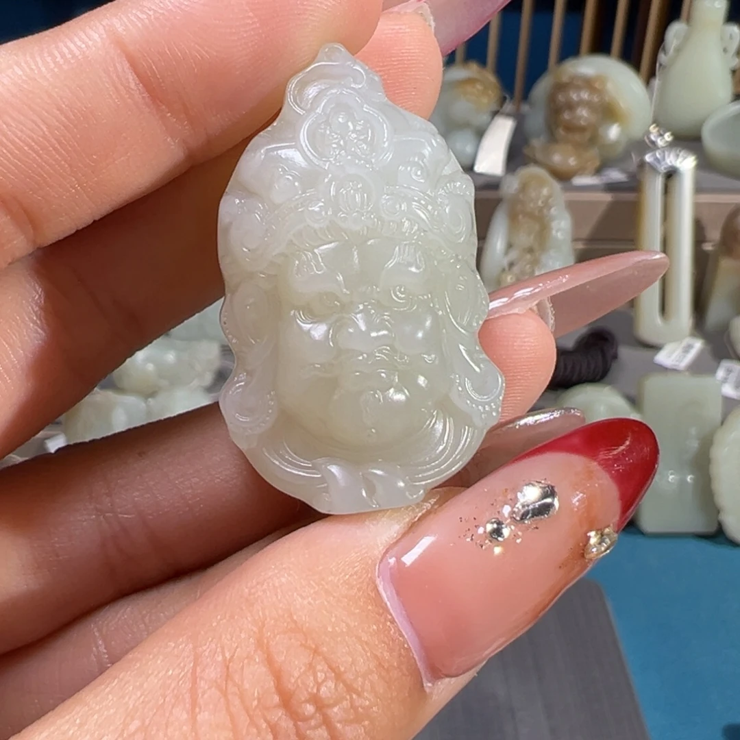 和田玉（糖玉）未镶嵌颈饰