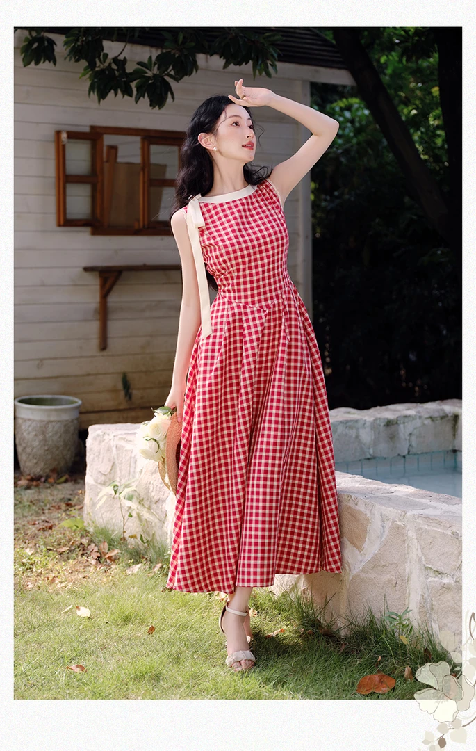 港风复古红格子无袖背心连衣裙收腰显瘦大摆度假风长裙5633