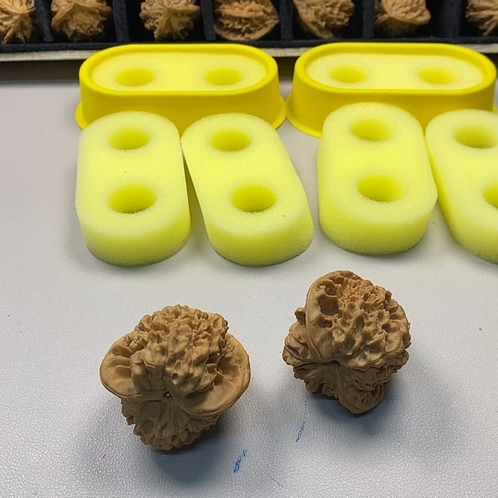 无花朵官帽文玩核桃精品配对