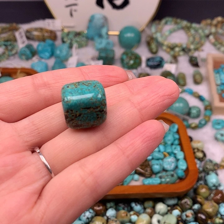 s***i绿松石未镶嵌扣子