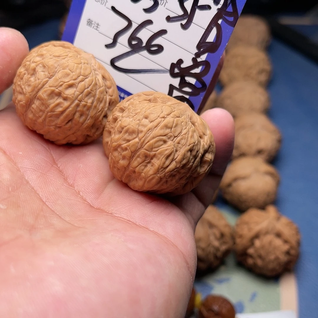 【闪购商品】文玩核桃吊坠阿***常