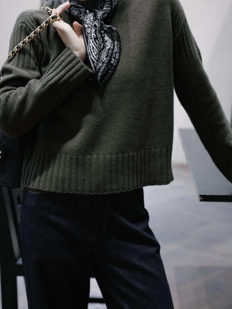 TT设计师【春蕾】日系高级感松弛感墨绿色纯羊毛针织衫TT190791