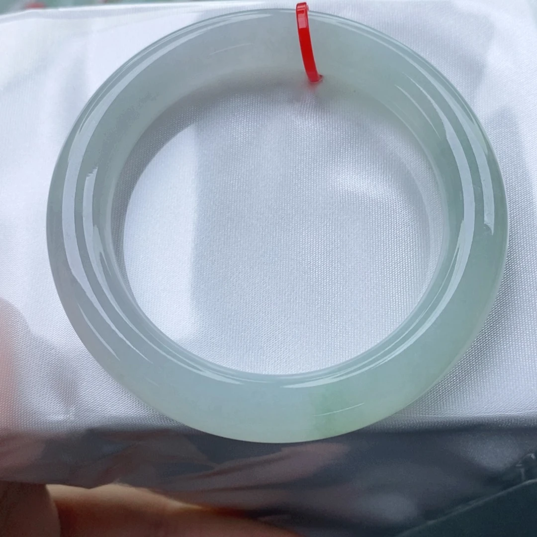 翡翠未镶嵌手镯（圆镯）5354圈
