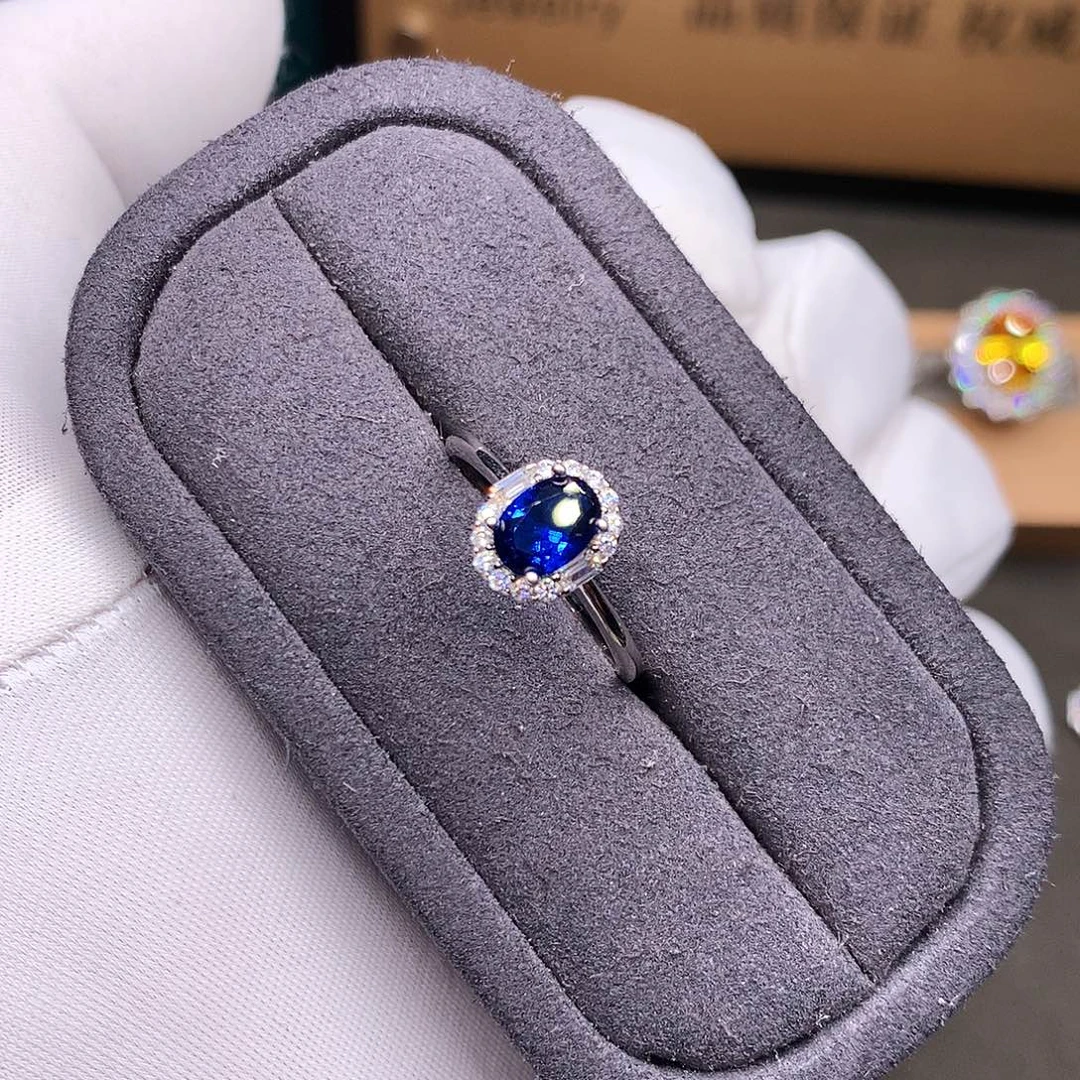 蓝宝石银S925镶嵌戒指