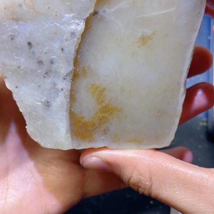 和田玉未镶嵌珠宝半成品