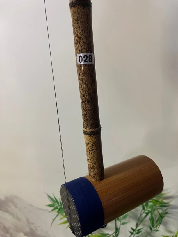 028号京胡，青衣大二黄琴，紫竹材质