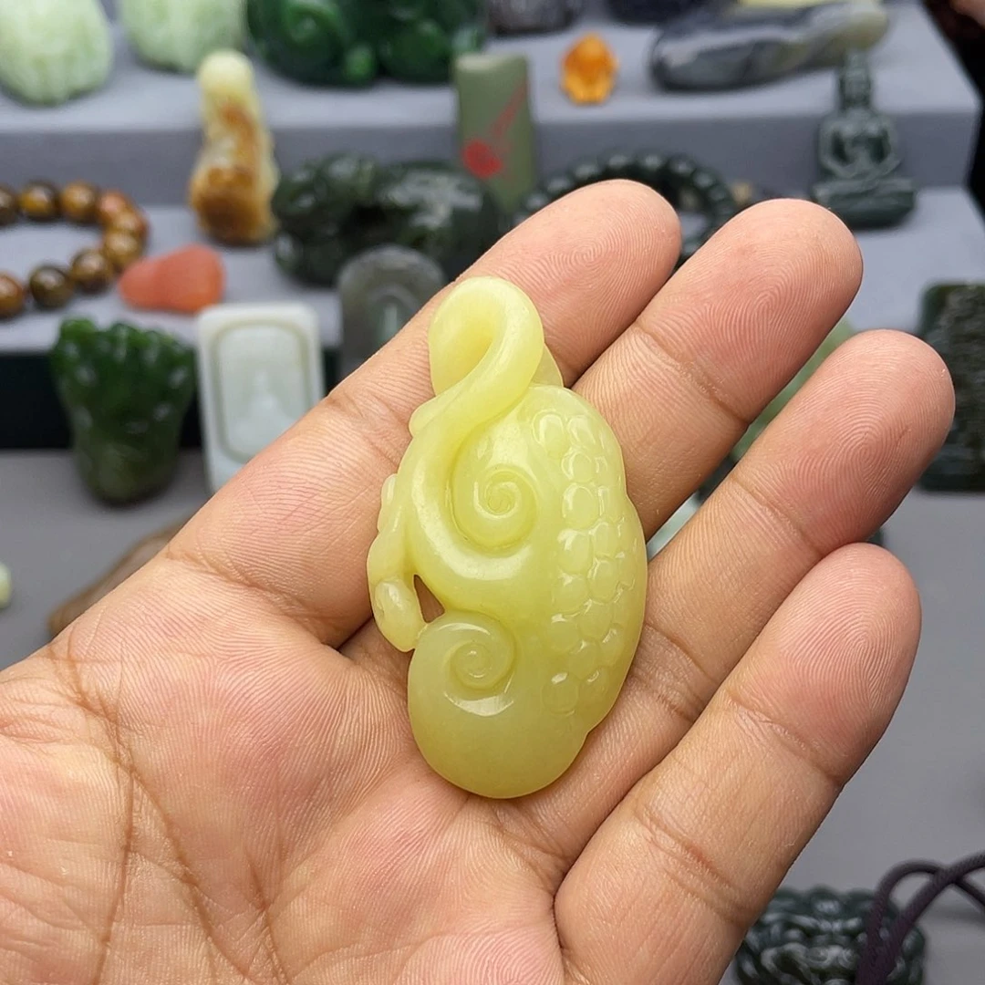 和田玉未镶嵌颈饰正***生