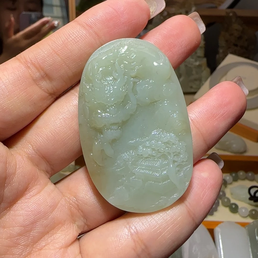 和田玉（糖玉）未镶嵌颈饰