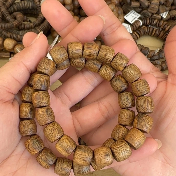 沉香手串陆河多样性发货一条卡11-12克
