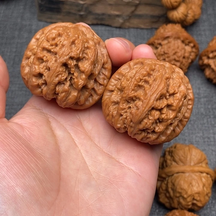 文玩核桃吊坠全品42粗筋