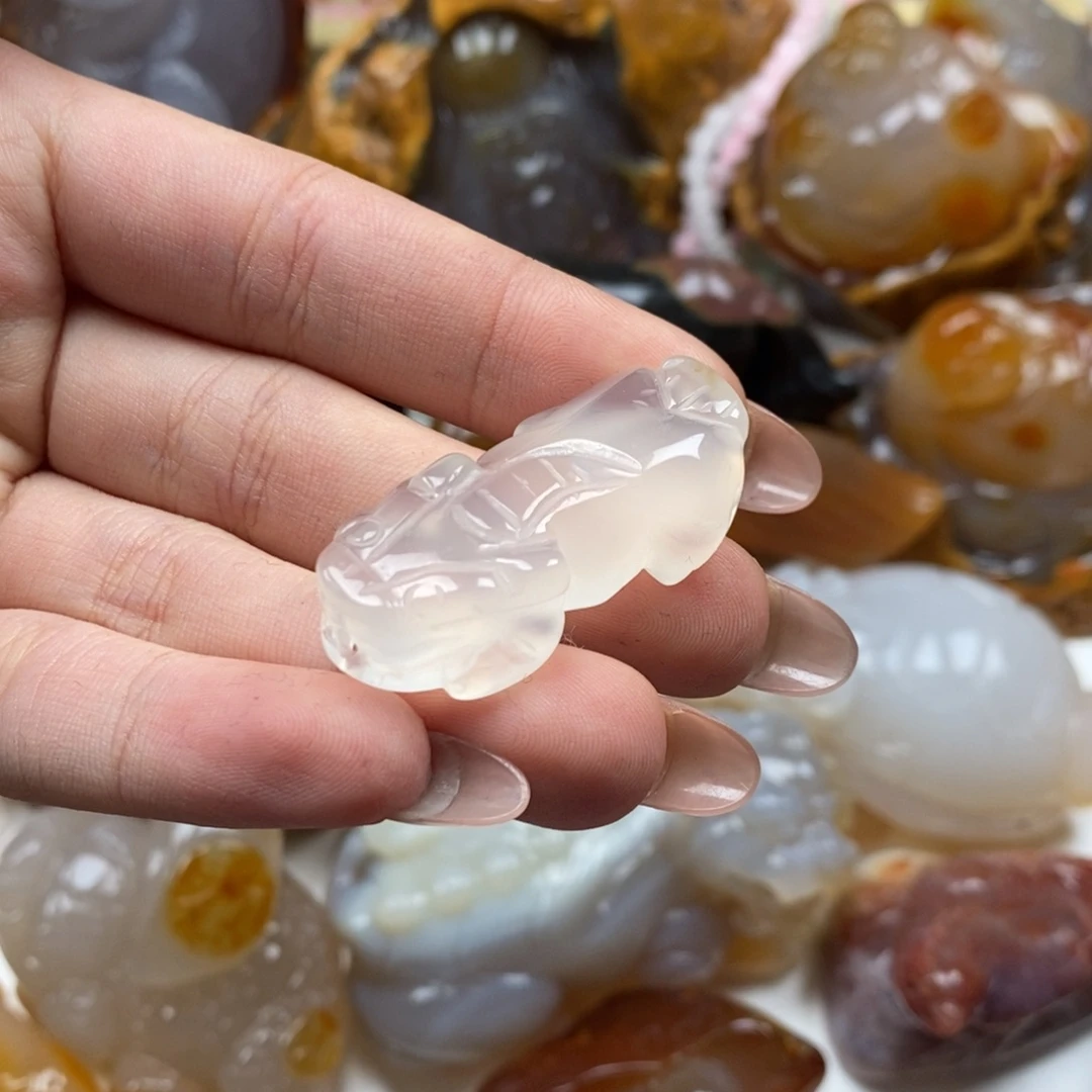 快***乐玛瑙/玉髓未镶嵌颈饰