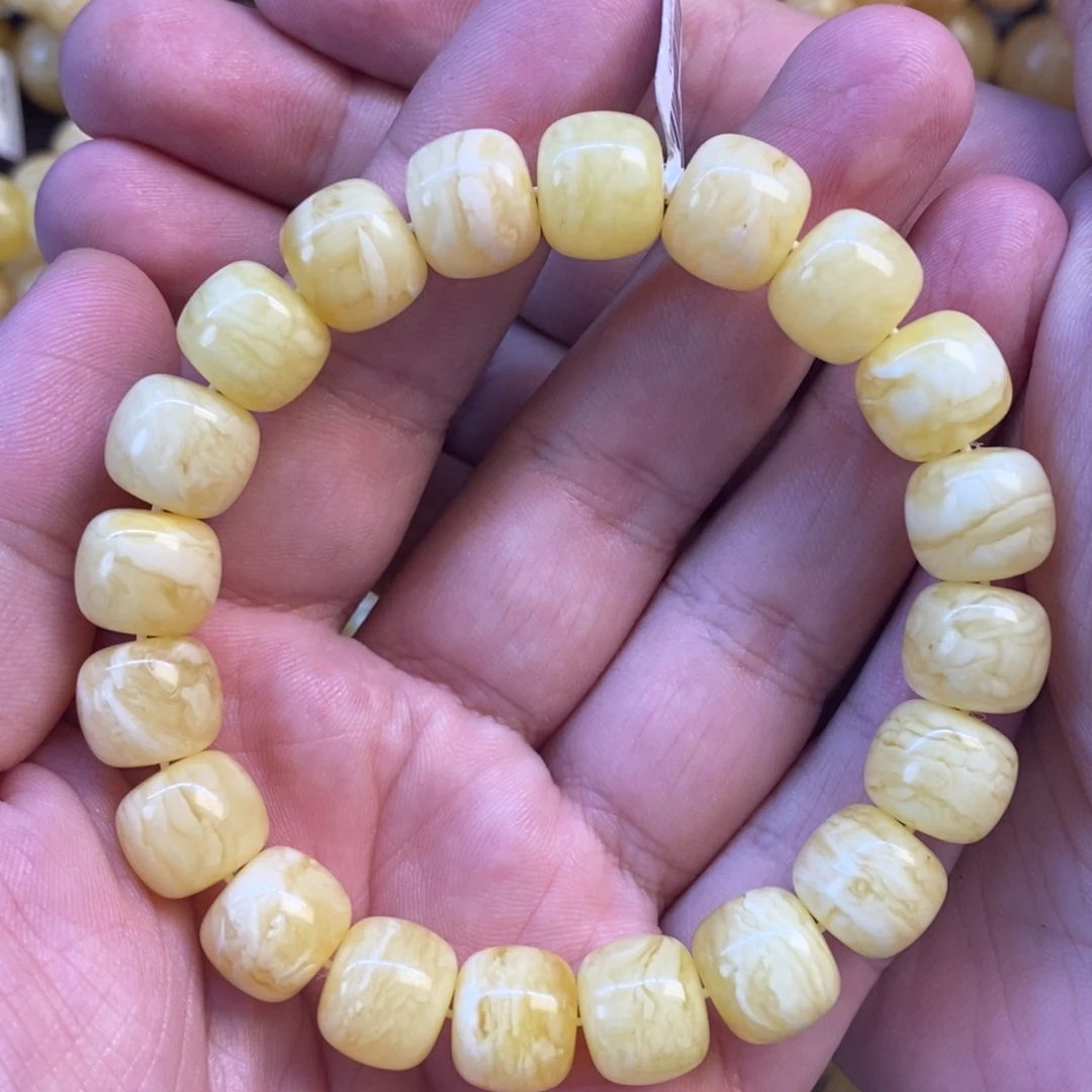 蜜蜡未镶嵌珠宝奇石