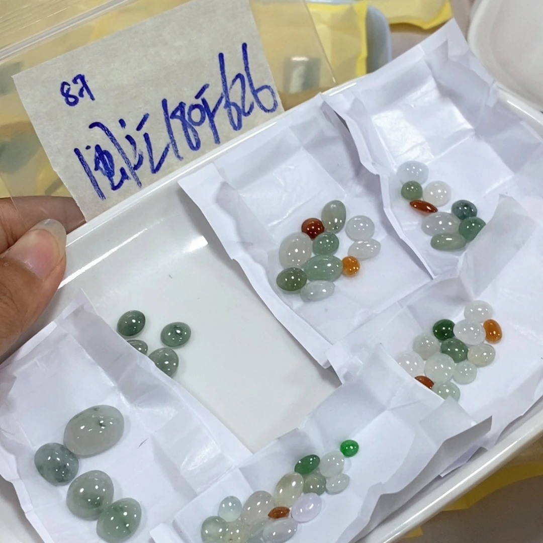 闽***4定制翡翠未镶嵌不