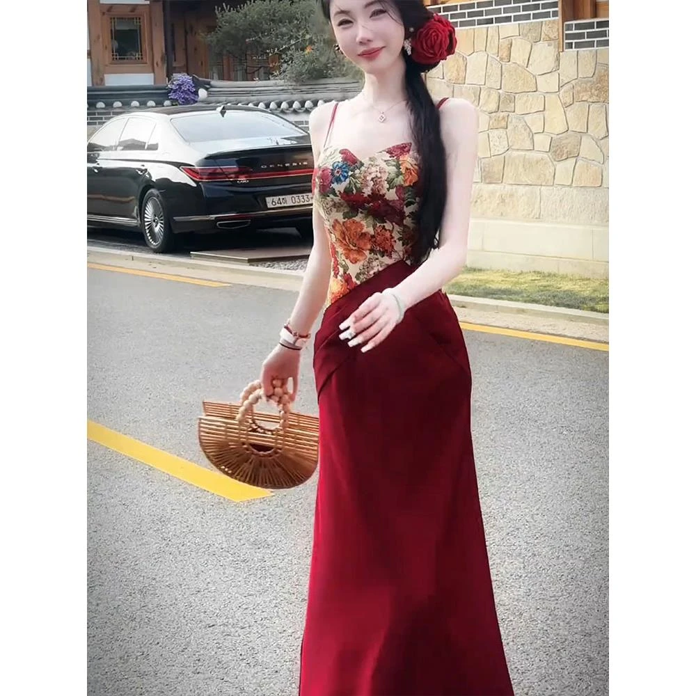 独特漂亮巨好看气质高级感吊带连衣裙女2025夏季新款今年流行爆款