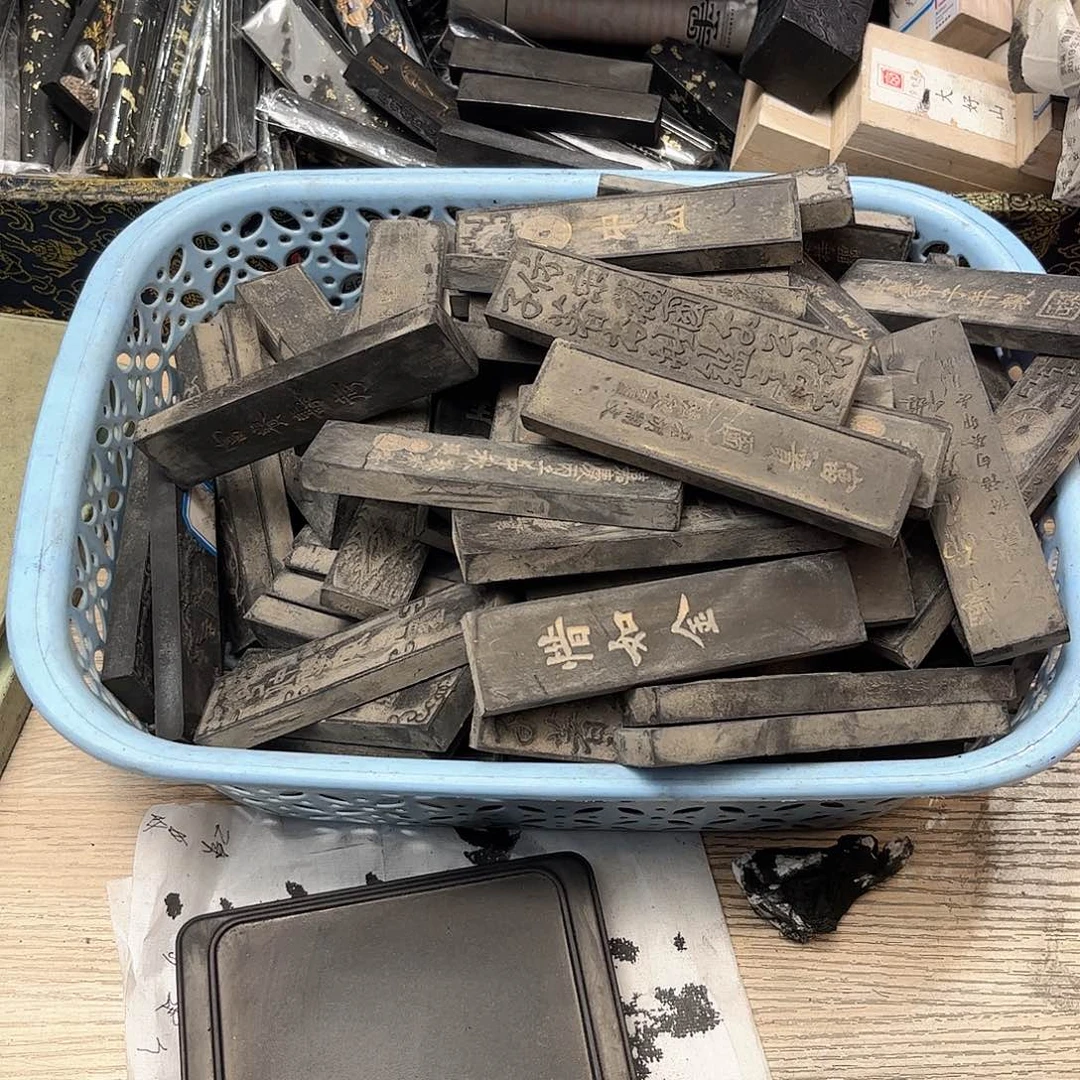 哈哈哈哈哈刚刚17条