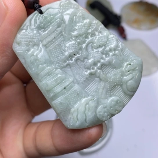 翡翠未镶嵌颈饰翡翠