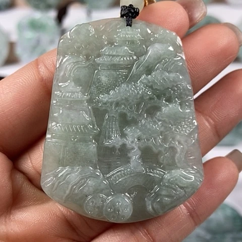 翡翠颈饰未镶嵌山水牌福利