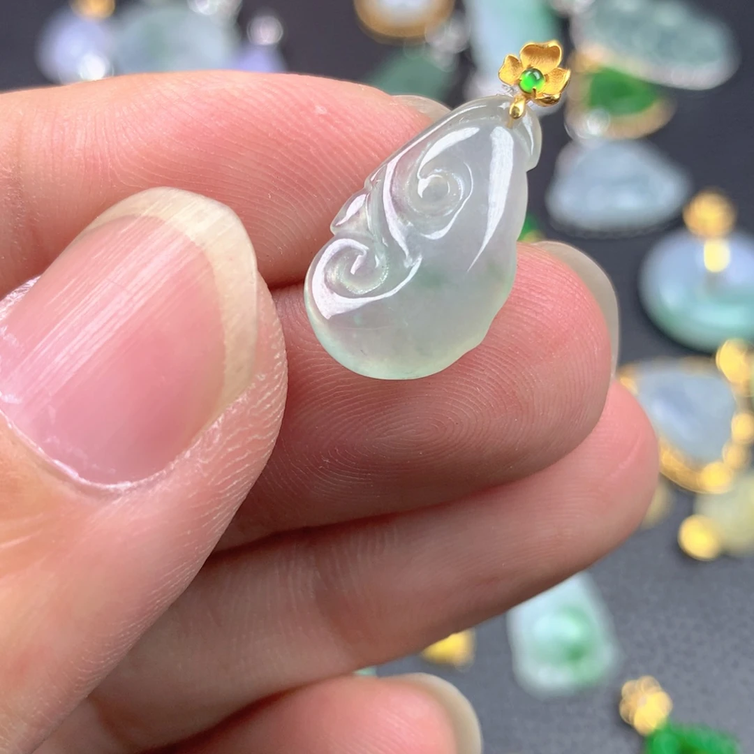 【闪购商品】翡翠18K金镶嵌颈饰翡翠