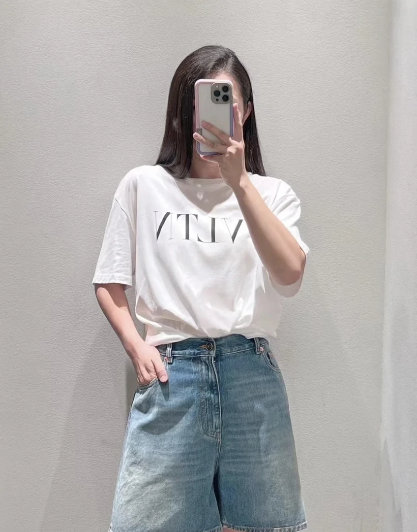 未使用 Valentino/华伦天奴 VLTN缀饰平纹短袖  男女同款