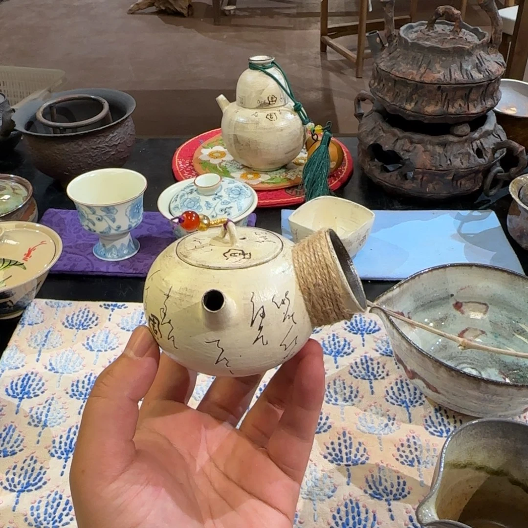 景德镇手作器物陶艺