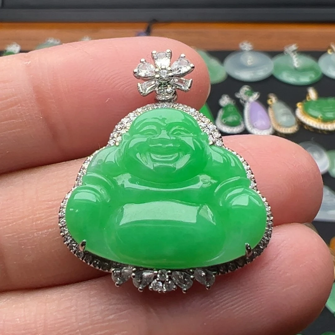 翡翠颈饰18K金镶嵌佛27.3