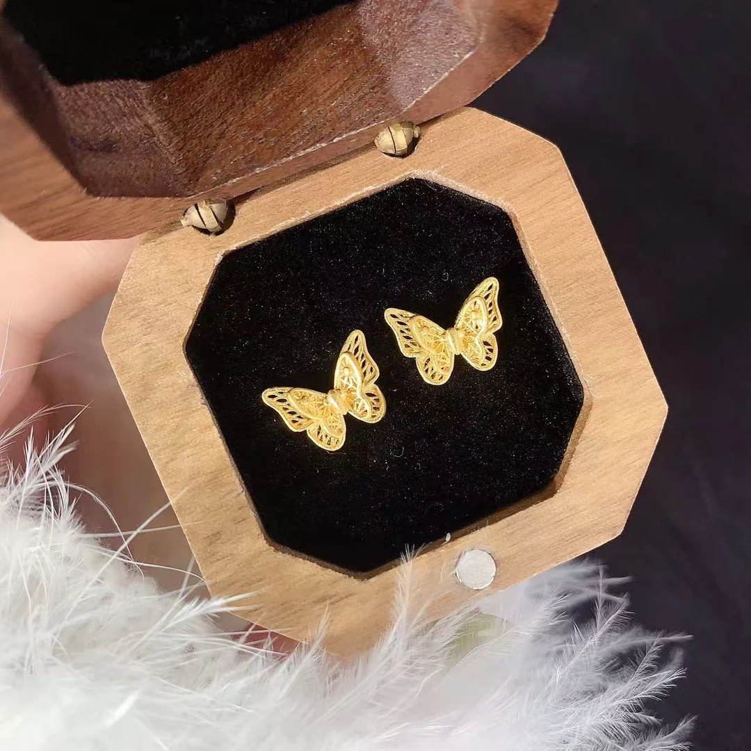 【伟新源】足金999 5G工艺  蕾丝蝴蝶直针2.53克