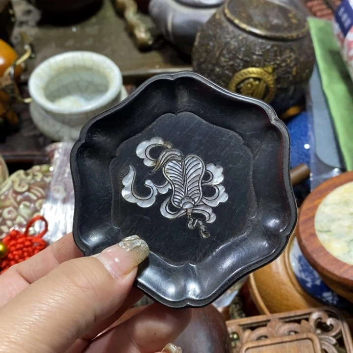 端景台紫檀木类陶瓷艺术品