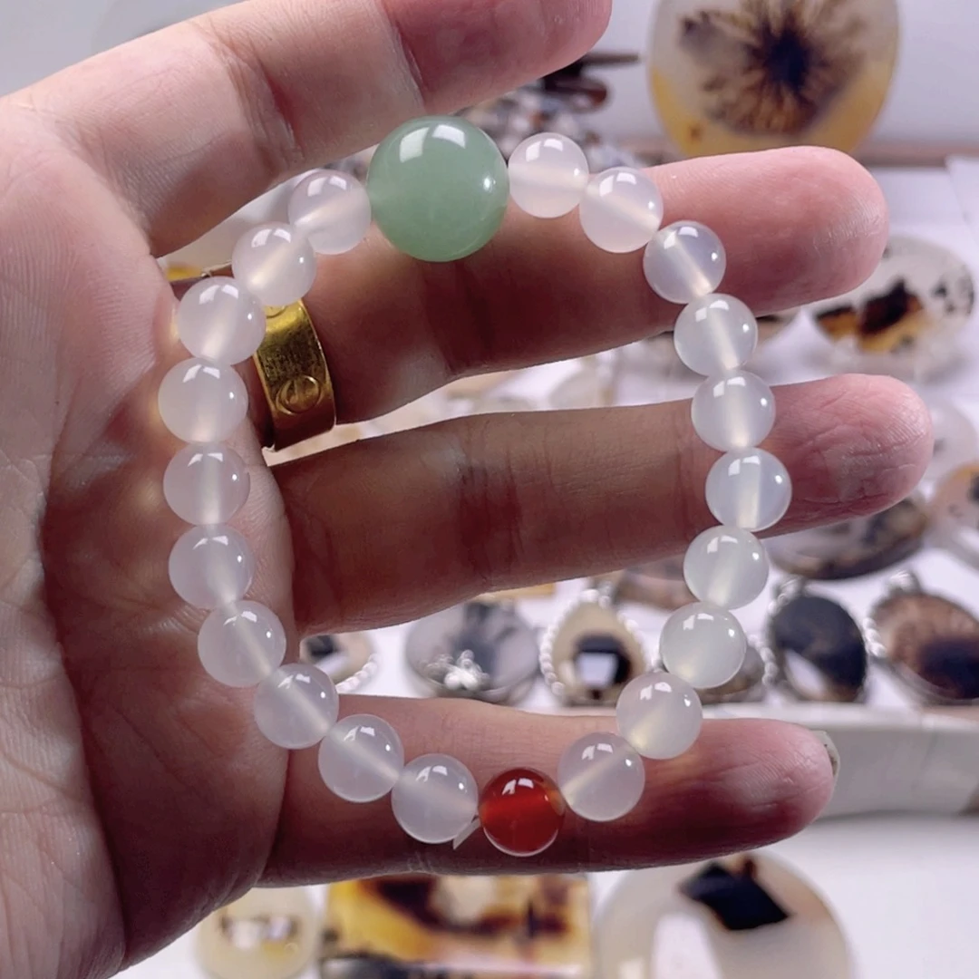 未镶嵌颈饰玛瑙/玉髓