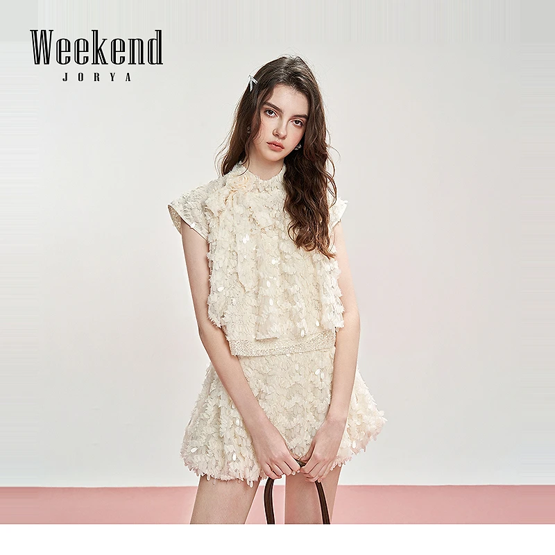 卓雅周末25夏季新款千金立领重工珠片绣立体花朵蕾丝衫R221025A