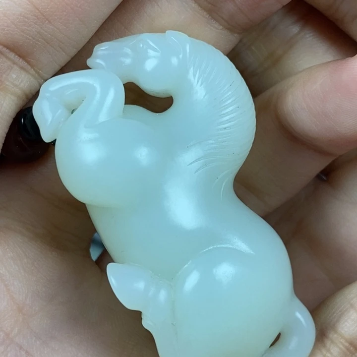 未镶嵌和田玉挂件龙****仔