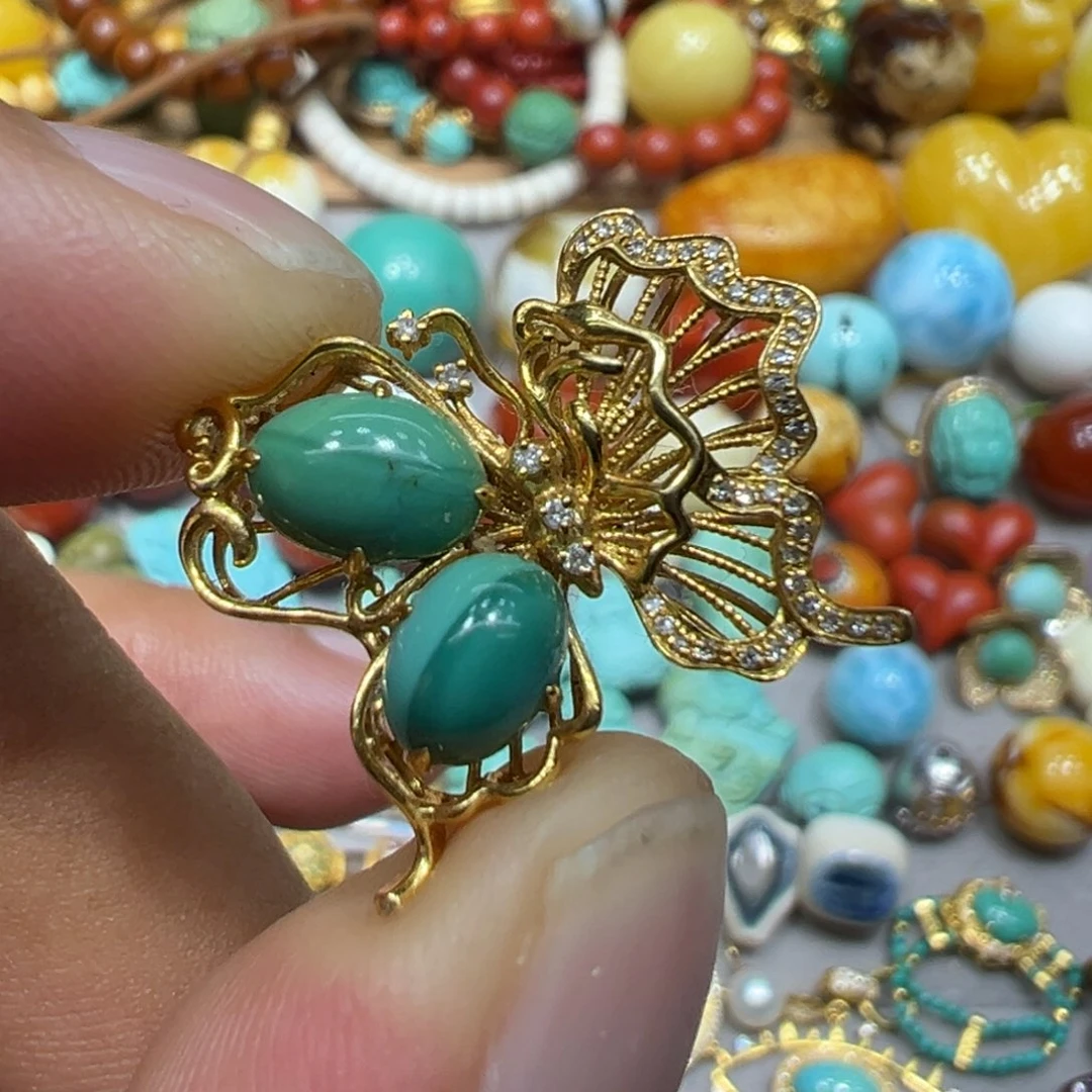 绿松石18K金镶嵌颈饰