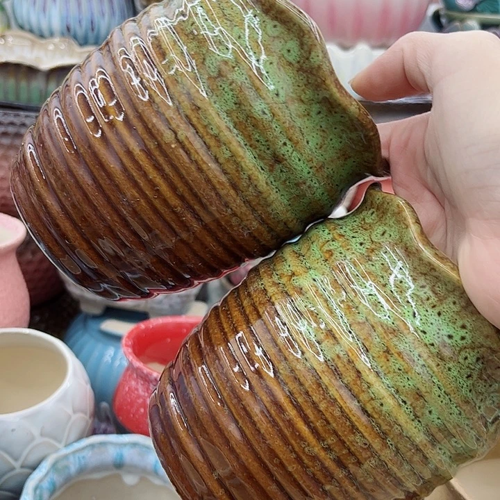 多肉绿植陶瓷花盆9.9包邮，有孔