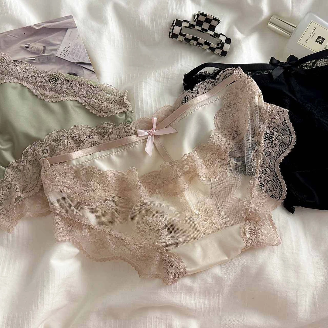暧昧因子*原创甜美纯欲缎面镂空透明三角裤黑色边内裤女低腰