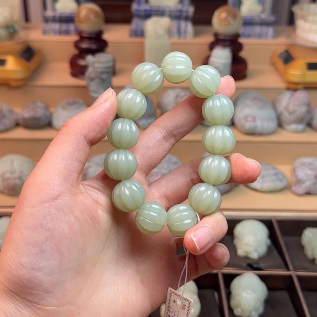 和田玉颈饰未镶嵌甪*