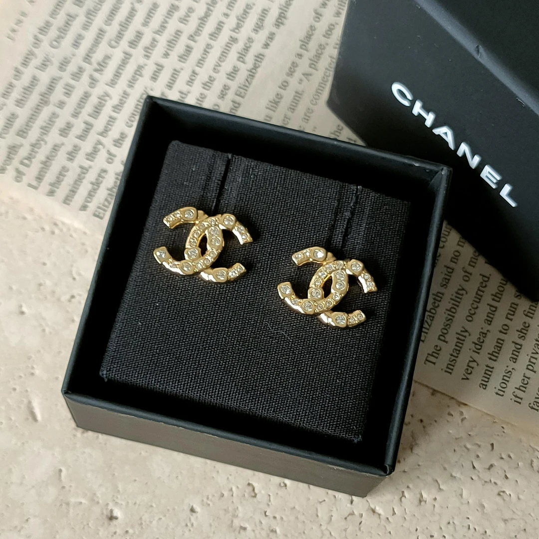 99新 Chanel/香奈儿 Azul-24S金色熔岩满钻双C耳钉45826