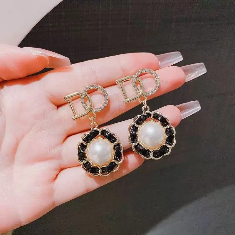 小香风耳钉气质高级感温柔洋气耳饰ZD1025