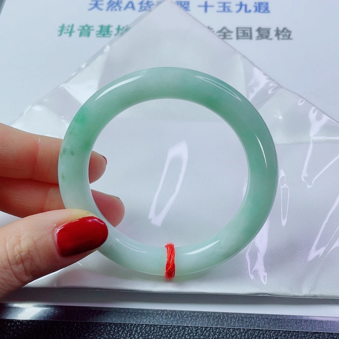 翡翠未镶嵌手镯圆条镯57宽厚10.5