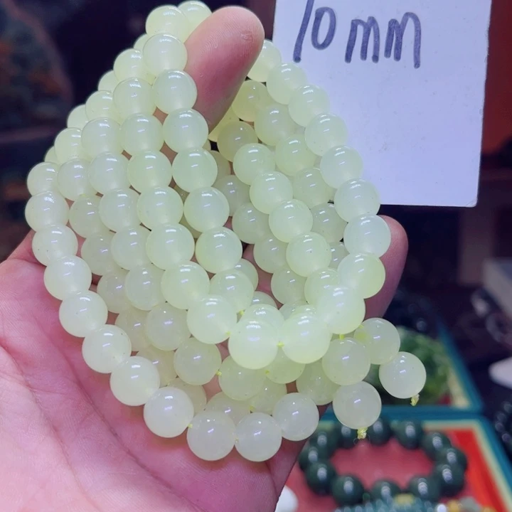 蛇纹石玉未镶嵌项链