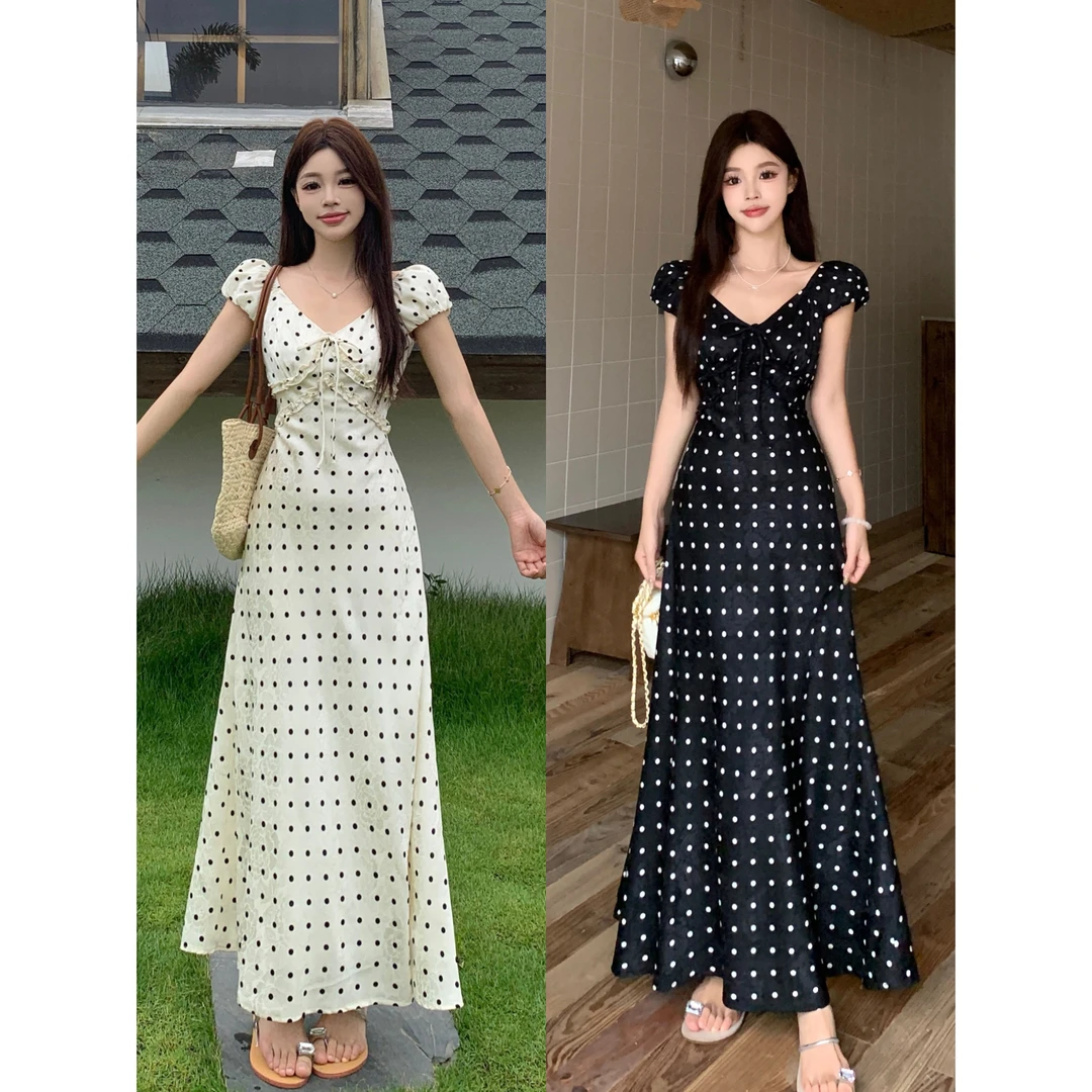 大码度假风设计感纯色法式波点小飞袖连衣裙女夏季收腰显瘦A字裙
