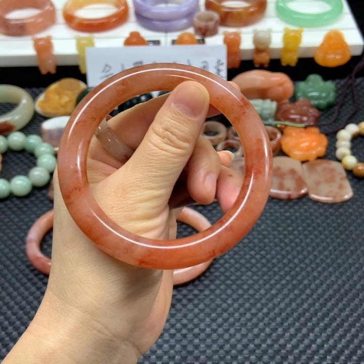 石英质玉未镶嵌手镯