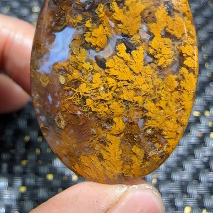 红***梦玛瑙/玉髓未镶嵌吊坠