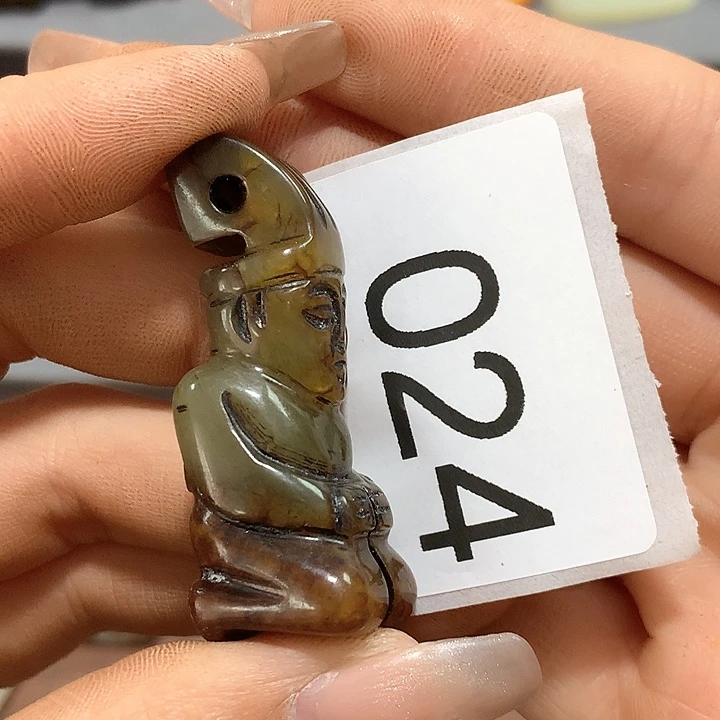 和田玉挂件未镶嵌