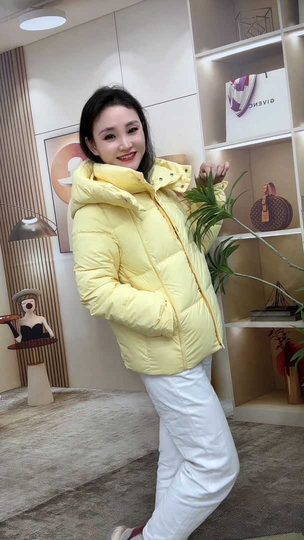 2025冬季女士新款可脱卸帽潮流加厚百搭韩版时尚保暖棉服外套2616